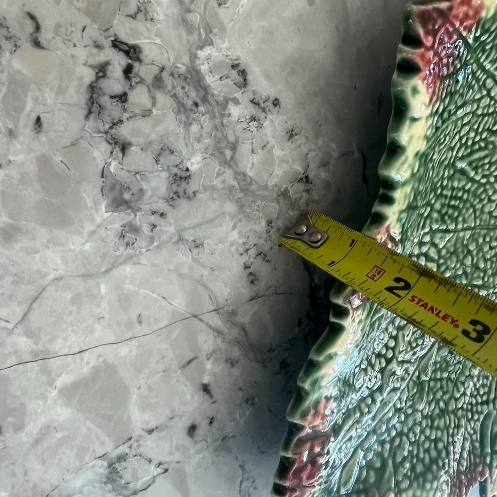 Vintage‎ Bordallo Pinheiro grape leaf plate